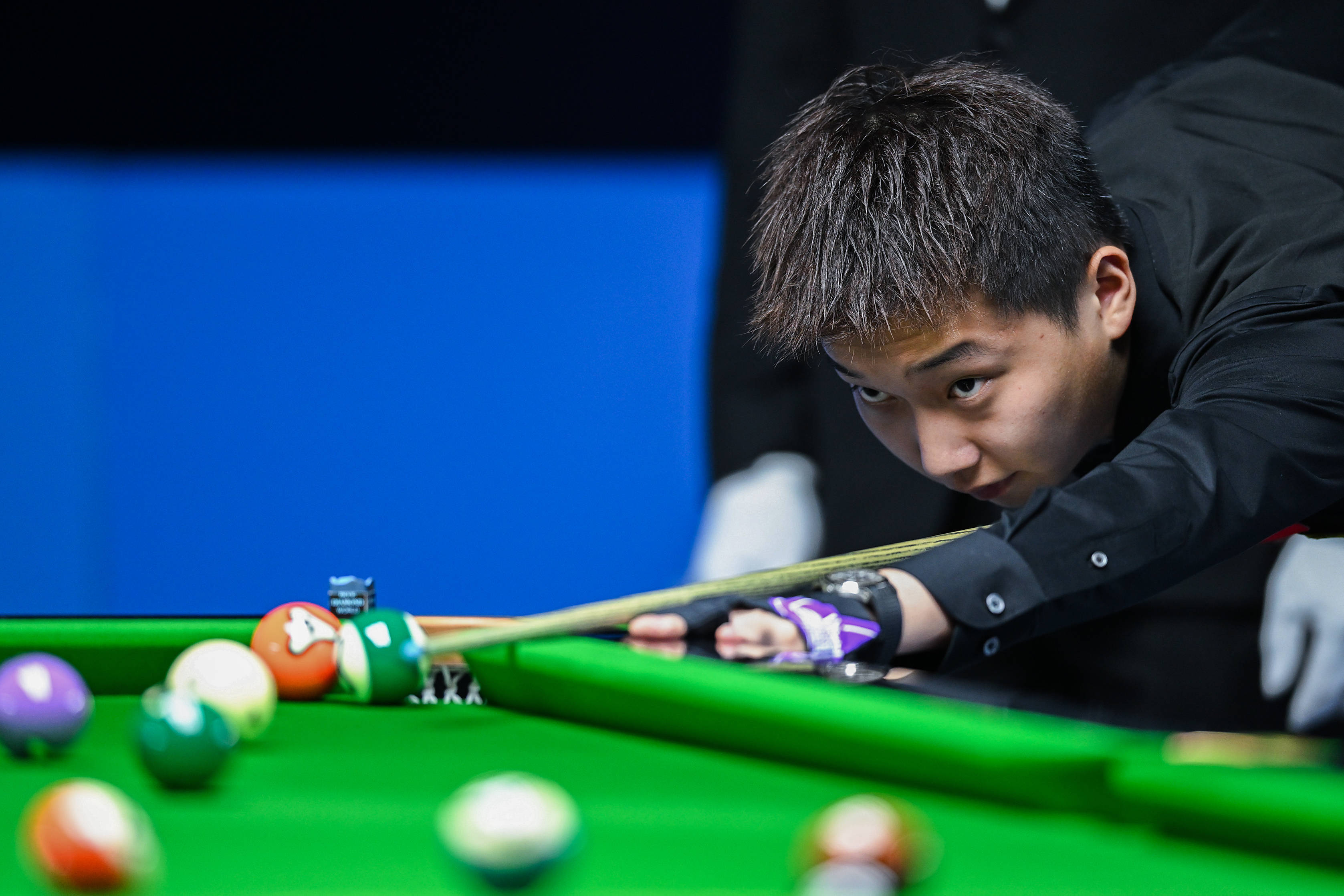 激烈竞争中 激烈竞争中